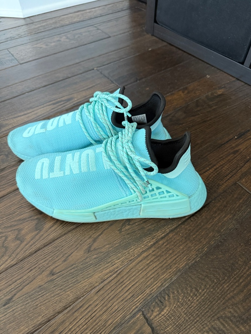 Adidas NMDU Hu powder blue Pharrell Williams - Picture 3 of 5